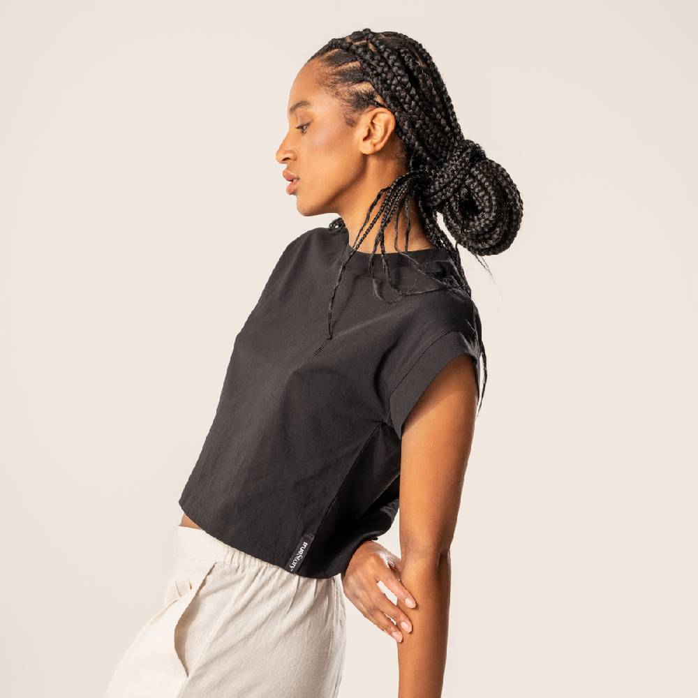 LIVING CRAFTS DANBI - Boxy T-Shirt - Black