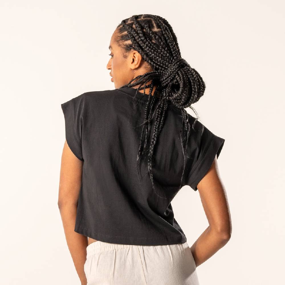 LIVING CRAFTS DANBI - Boxy T-Shirt - Black