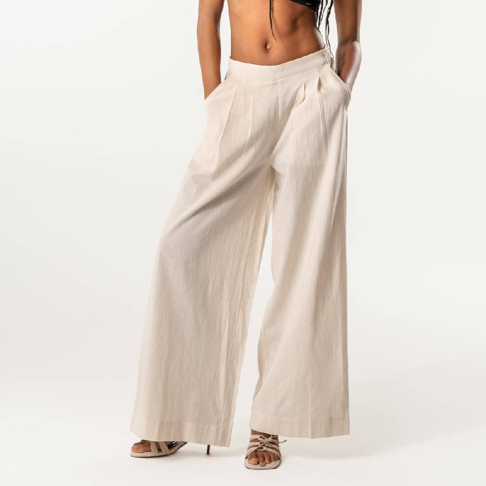 LIVING CRAFTS DUYEN - Weite Bundfaltenhose - Sand