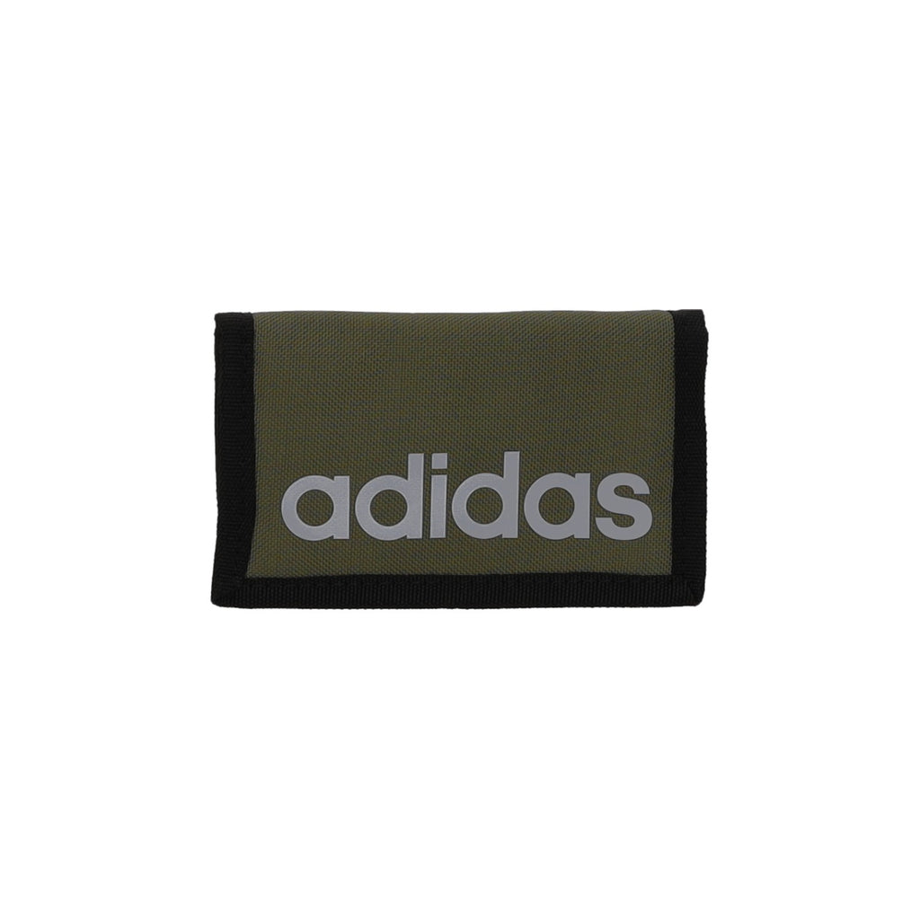 Adidas Börse Im Hochformat