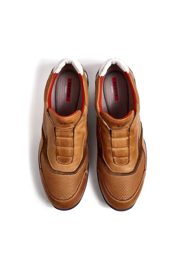 Lloyd BANFIELD Art. 13-002-12