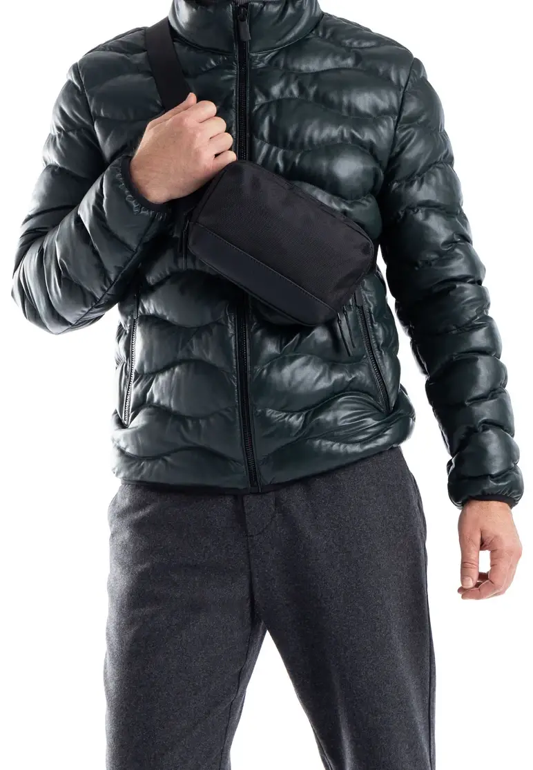 Lloyd Crossover Pouch Art. C24-18000-RA