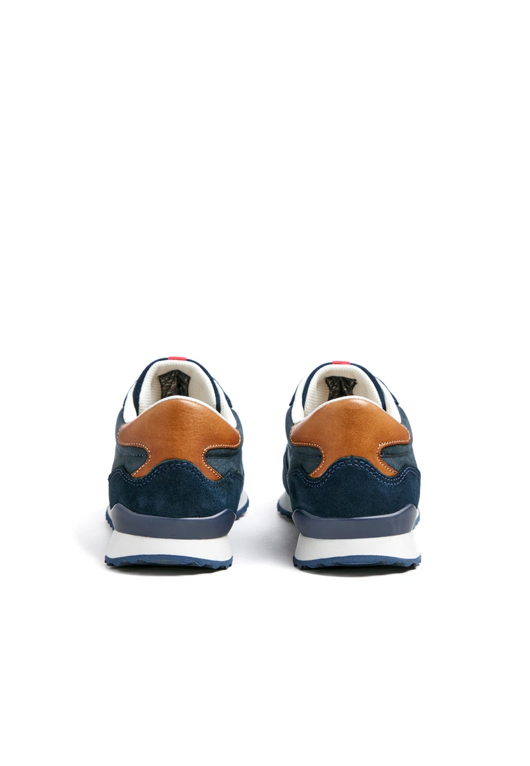 Lloyd EDMOND Art. 23-905-18