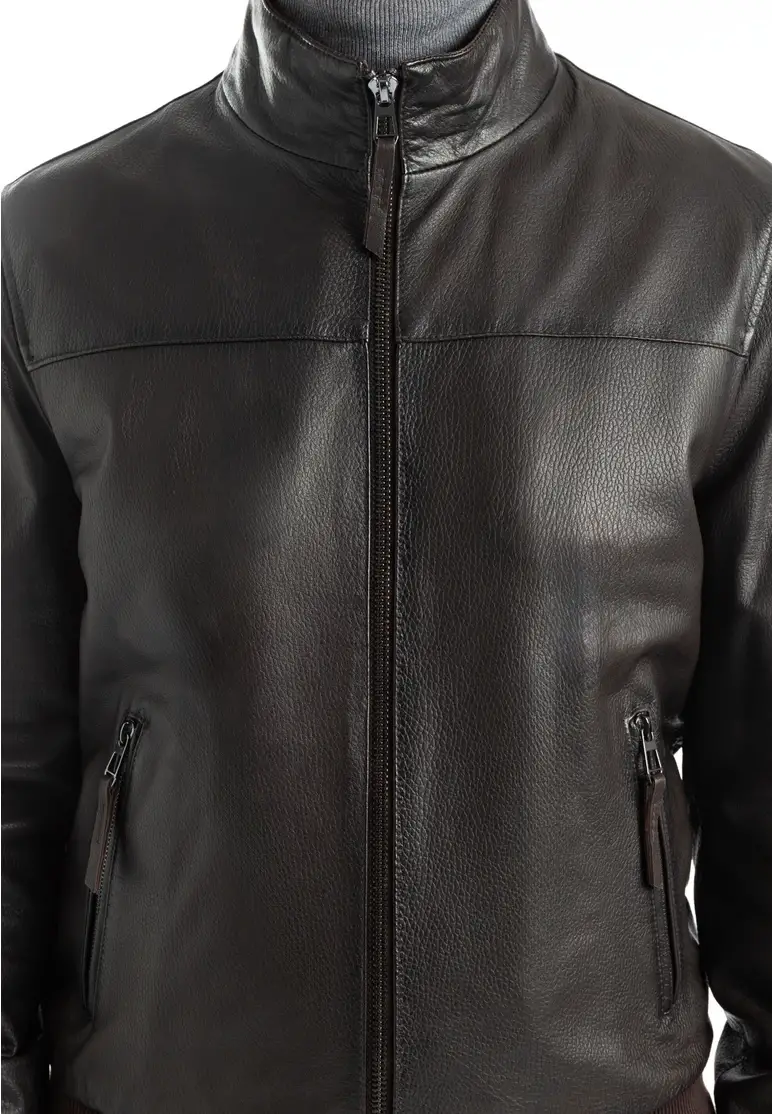 Lloyd Josh Art. E24-41027-OI