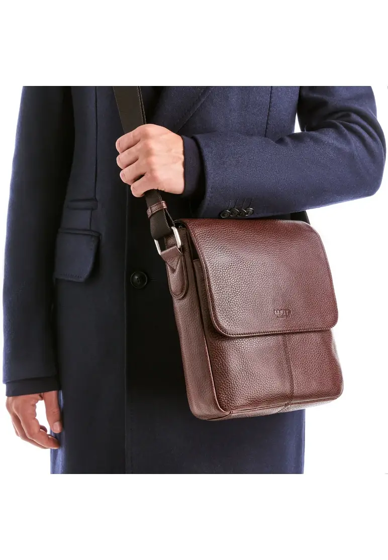 Lloyd MESSENGERBAG Art. C23-12001-OI