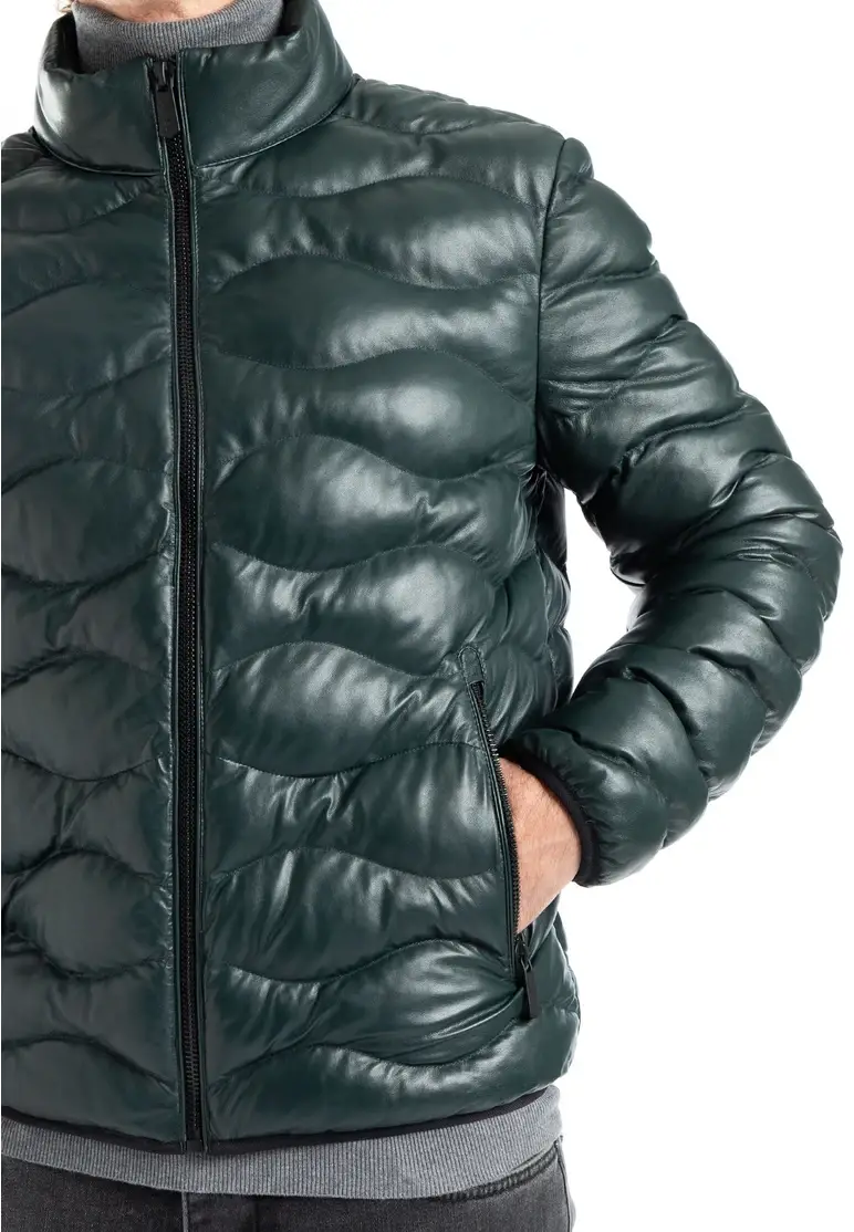 Lloyd Rodney Art. E24-44002-OS