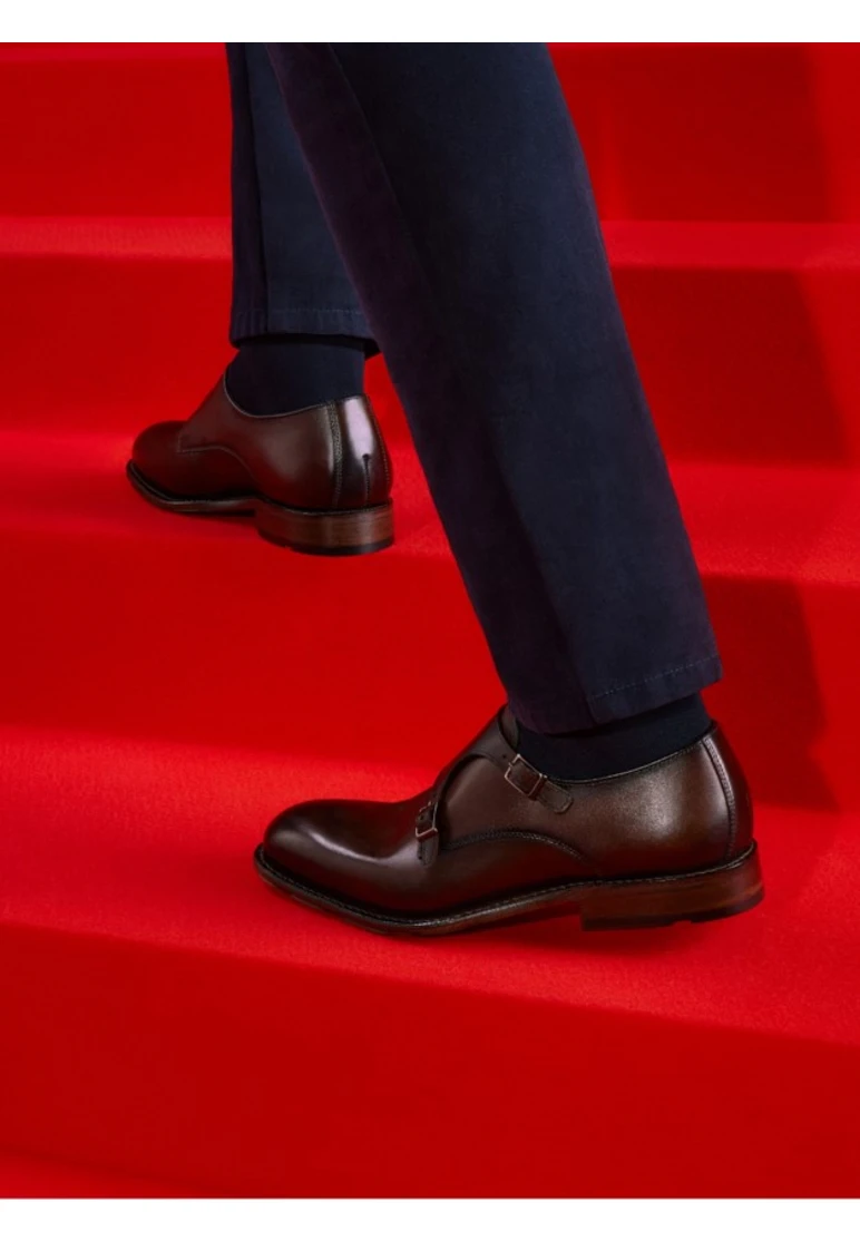 Lloyd WARNER Art. 20-745-02