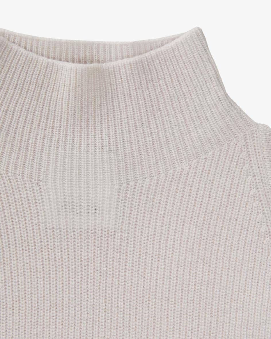 Allude Stricktop