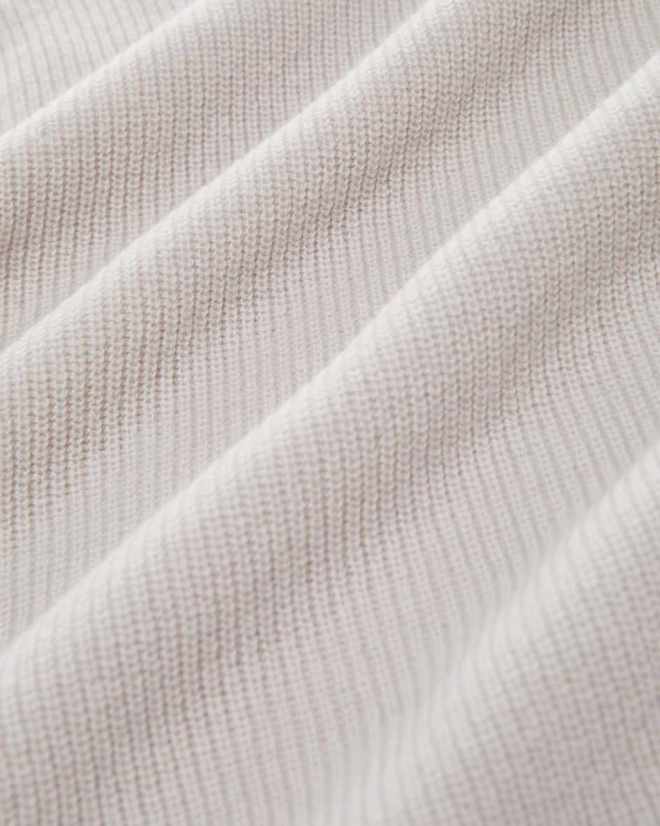Allude Stricktop