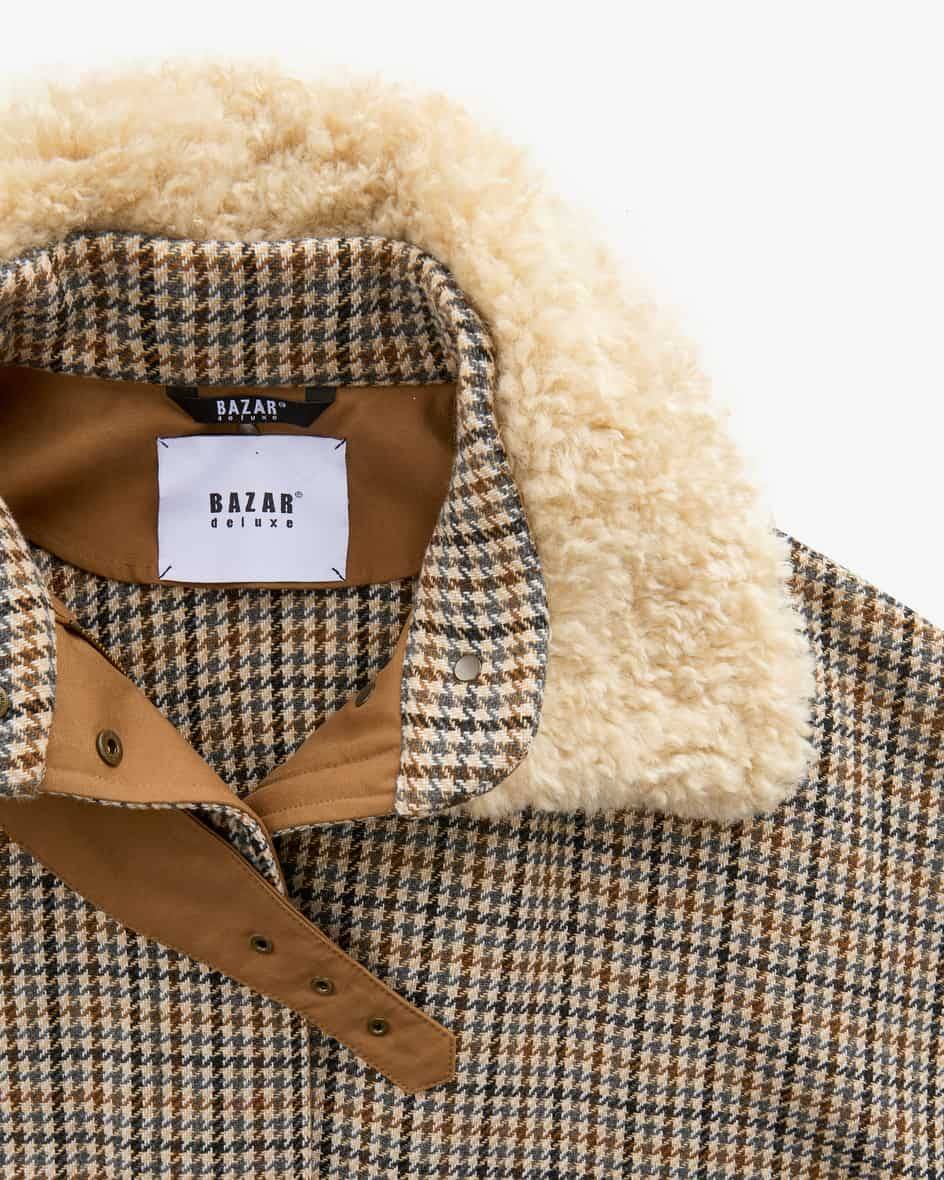 Bazar Deluxe Cape