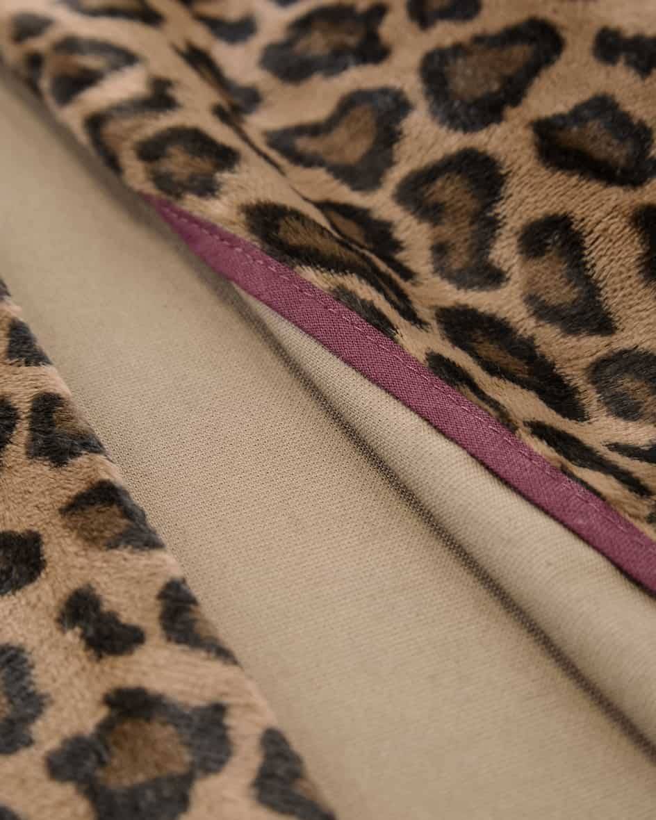 Biscuits. Luxury Essentials Blazer