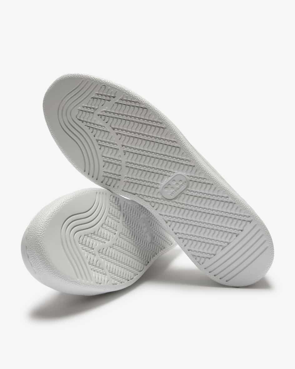 Dirndl + Bua Antikbock Sneaker