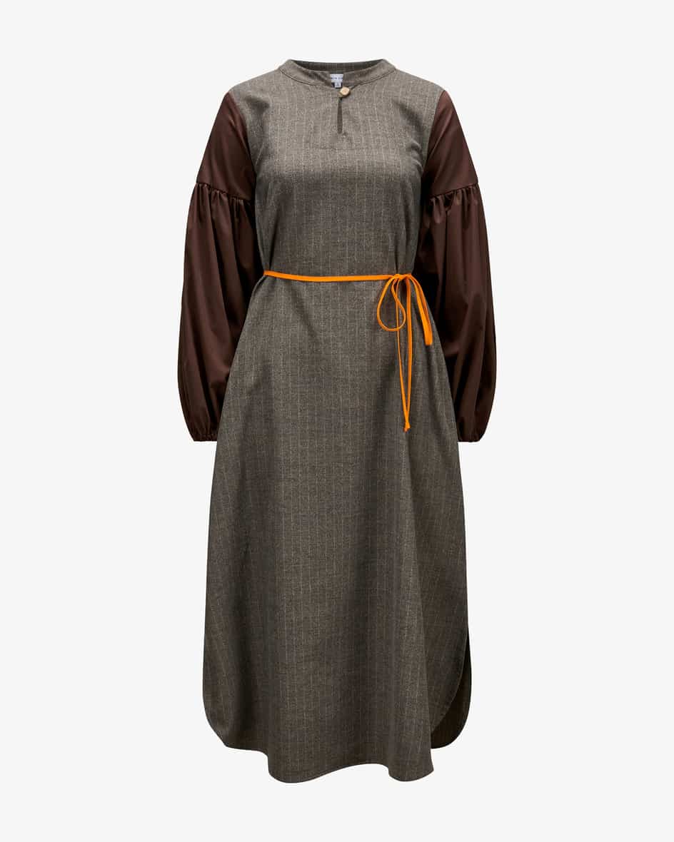 Jasmin Khezri Midikleid
