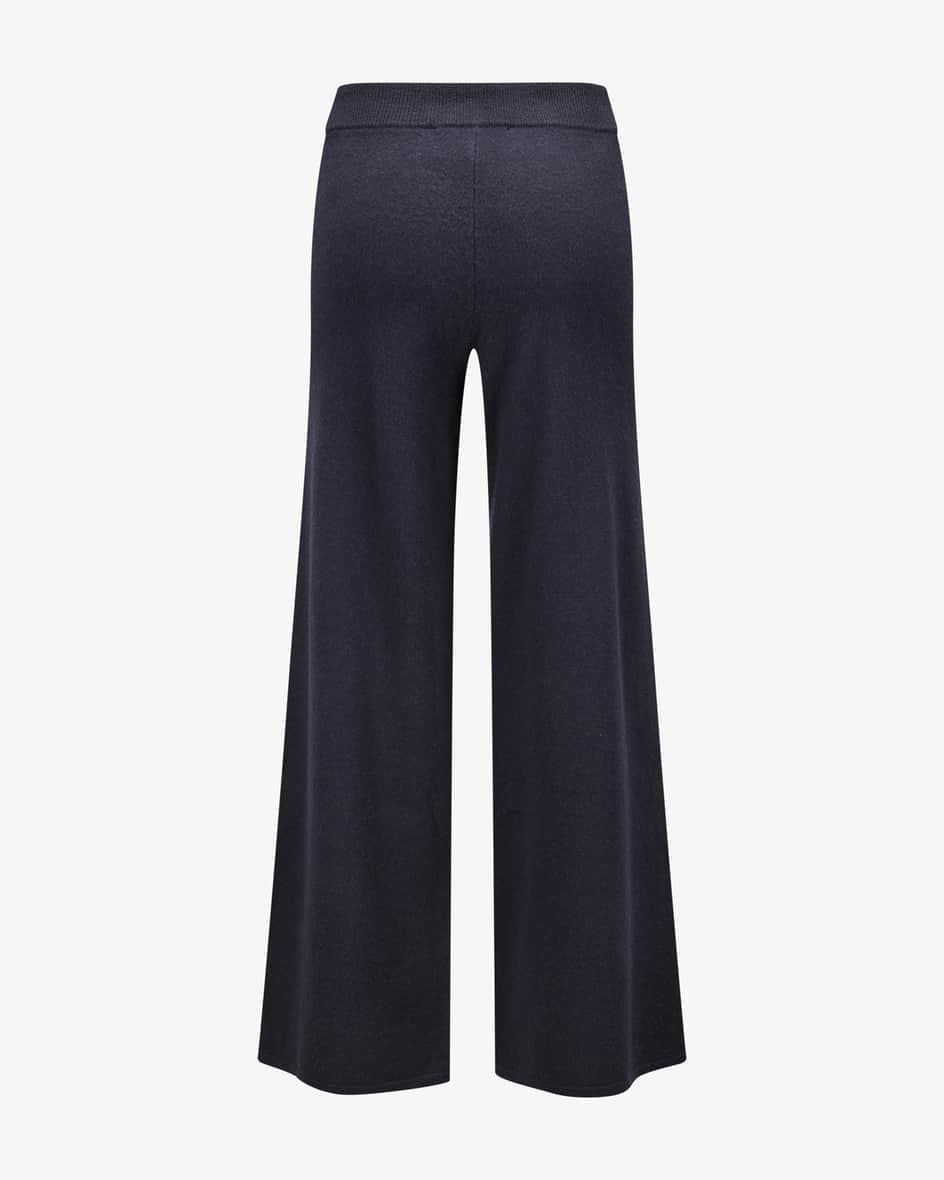 Juvia Strickhose