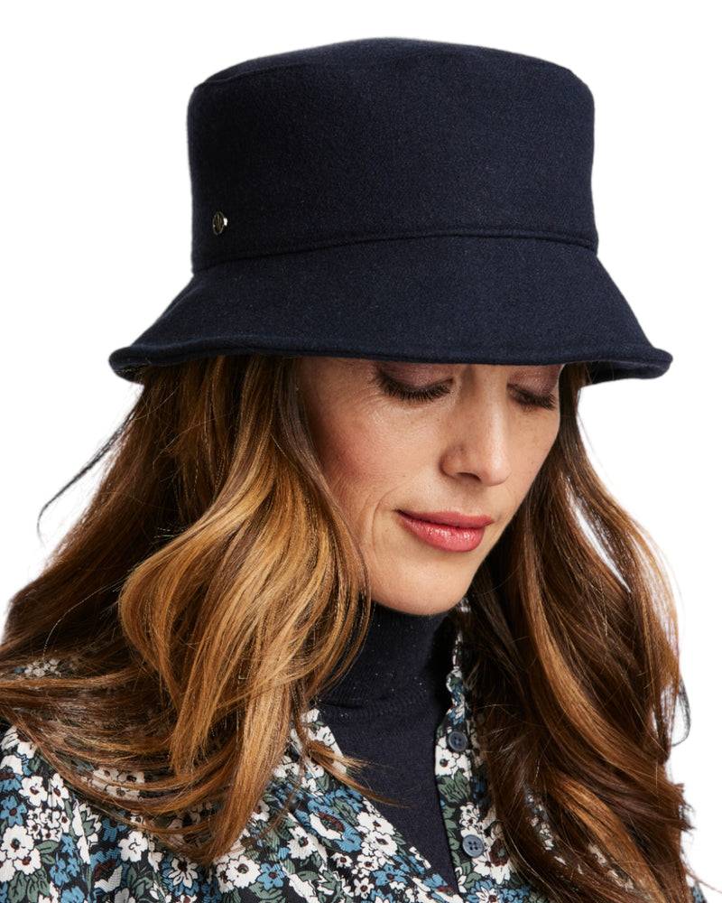 Loevenich Bucket Hut - Marine