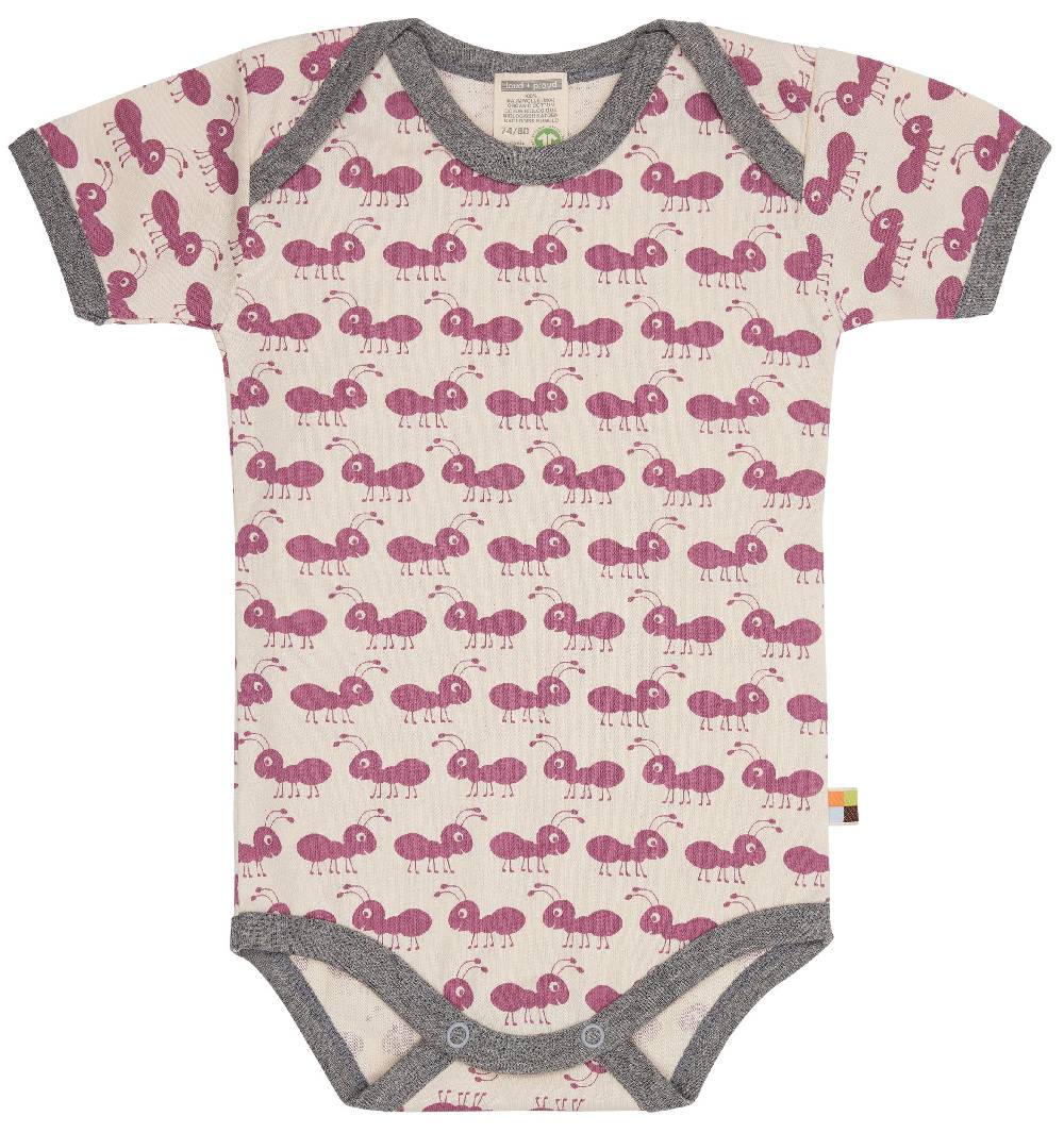 Loud Proud Body Kurzarm mit Druck Ameisen