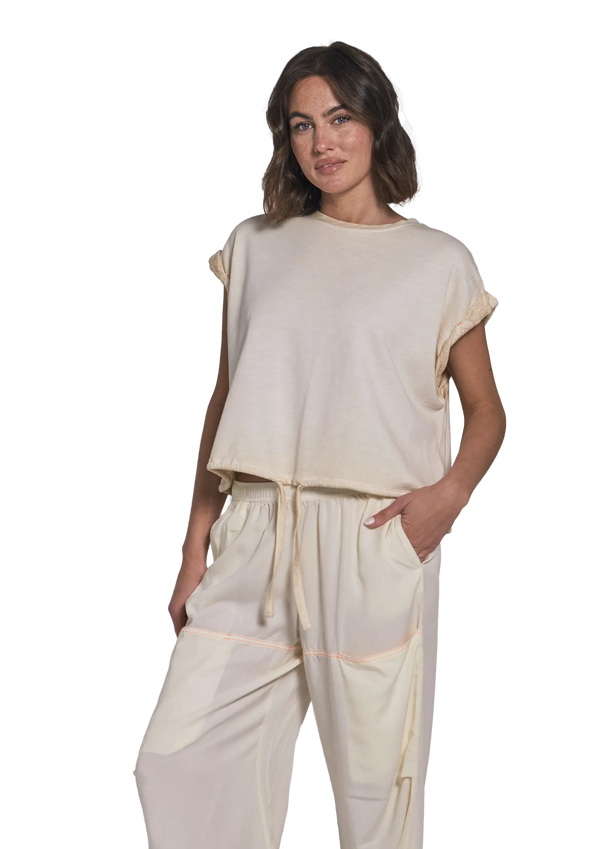 Love Joy Victory Crop T-Shirt Genti