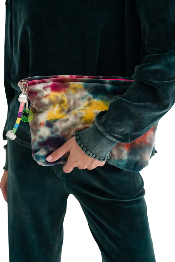 Love Joy Victory POUCH Batik Luce