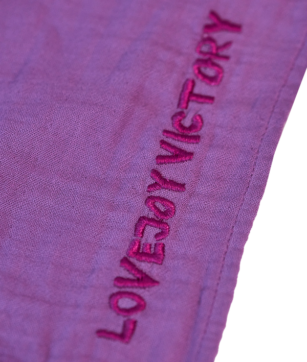 Love Joy Victory TUCH CANAPU