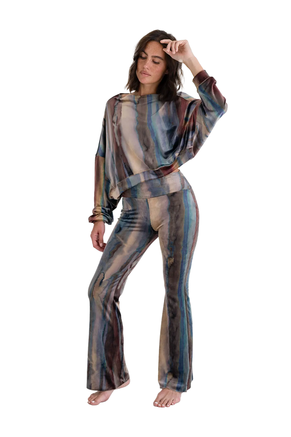 Love Joy Victory Velvet Hose Kala