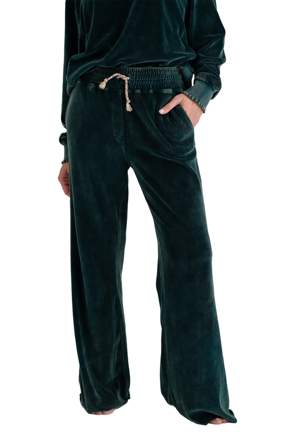 Love Joy Victory Velvet Sweathose Luna