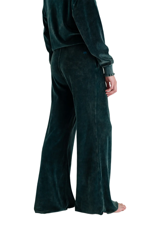 Love Joy Victory Velvet Sweathose Luna