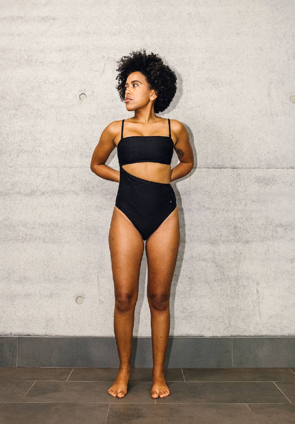 Lovjoi Badeanzug Asymmetrical HIBISCO Biobased Structure