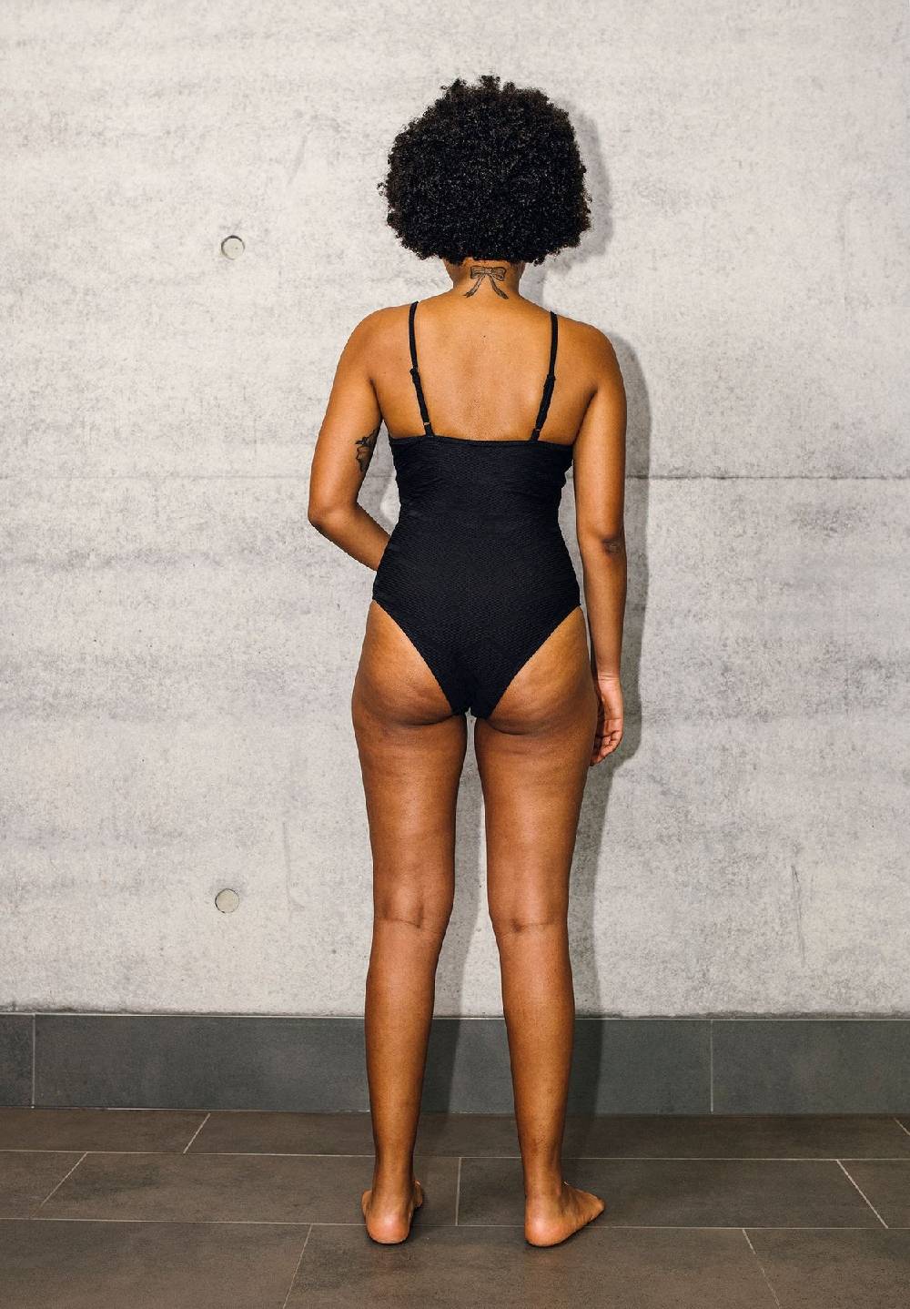 Lovjoi Badeanzug Knotted BELADONA Biobased Structure