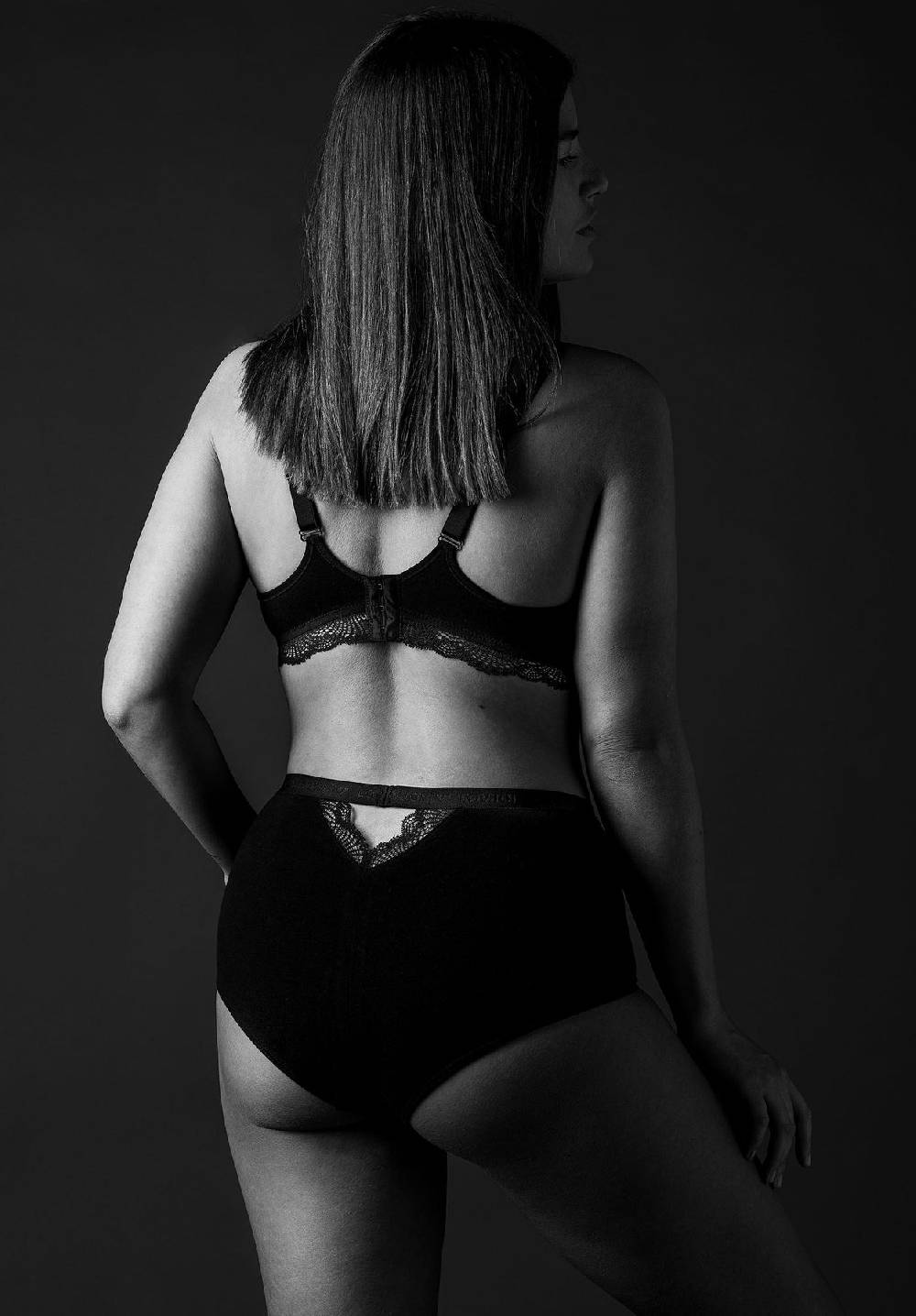 Lovjoi Curve Style BH CLOVER Black