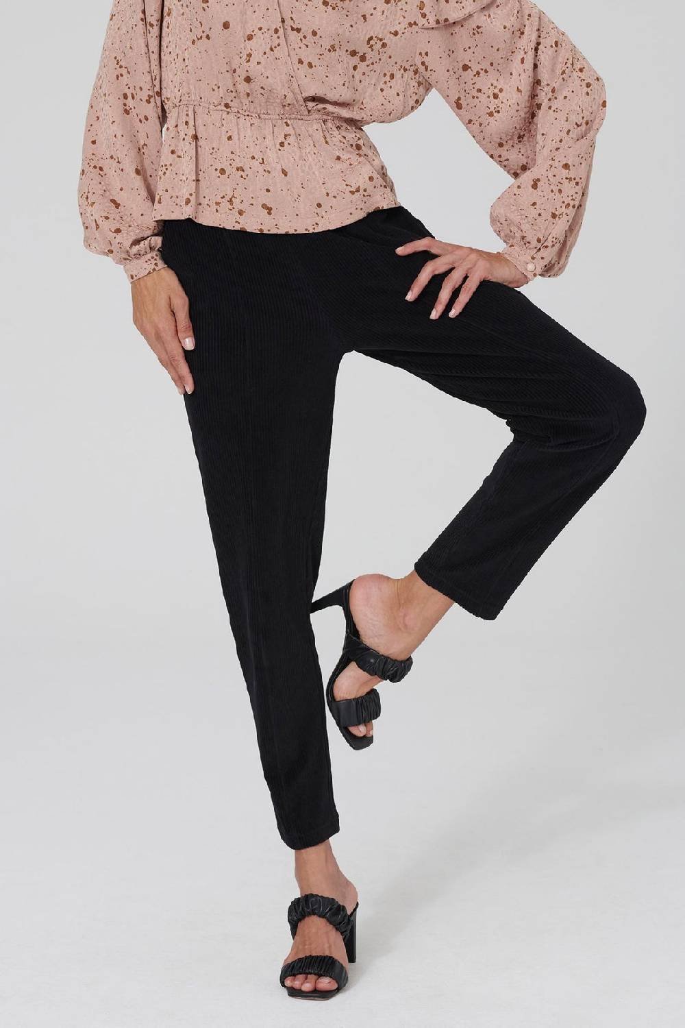 Lovjoi Jogginghose THILDA