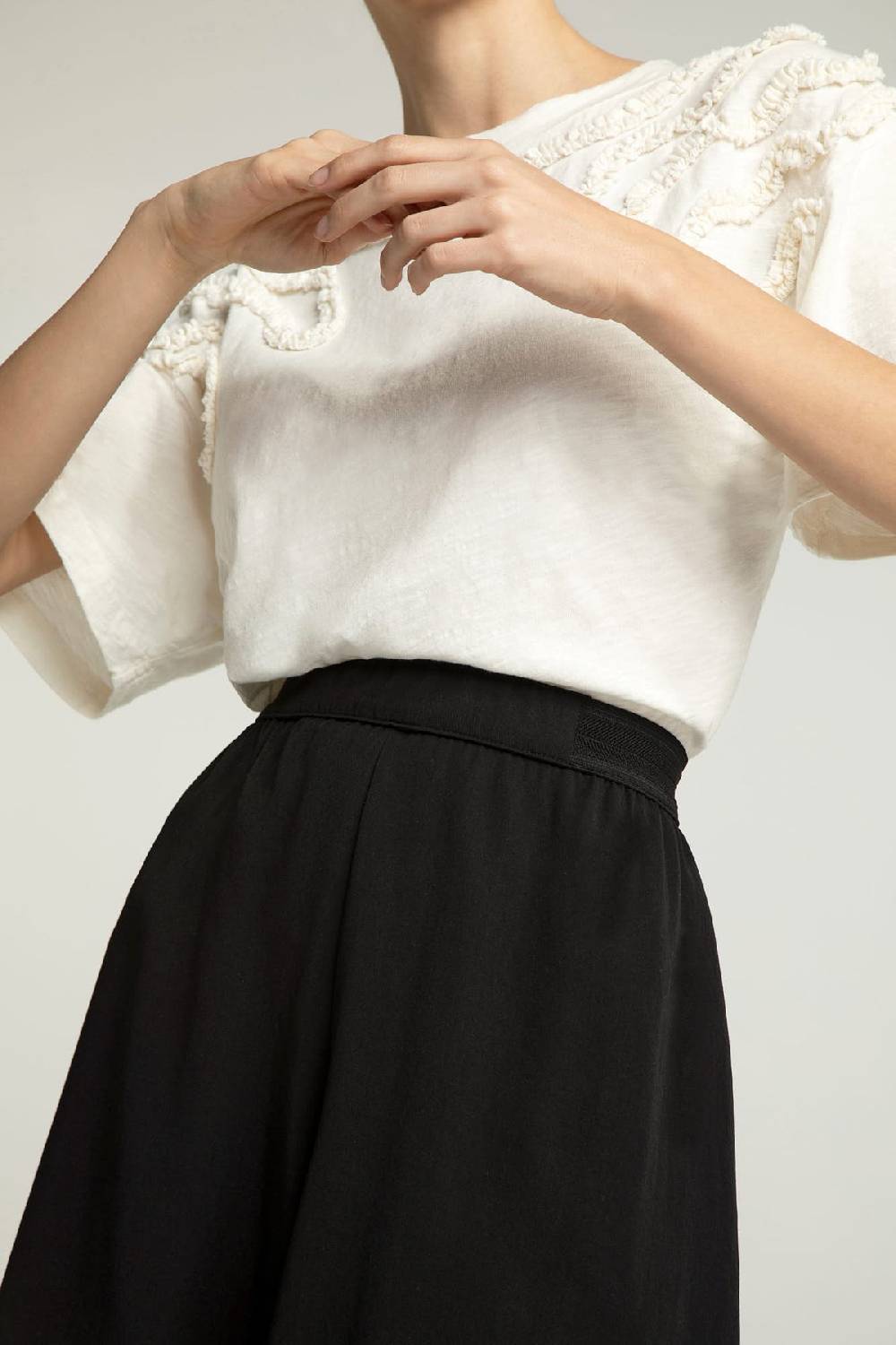 Lovjoi Shorts FELIPPA Black