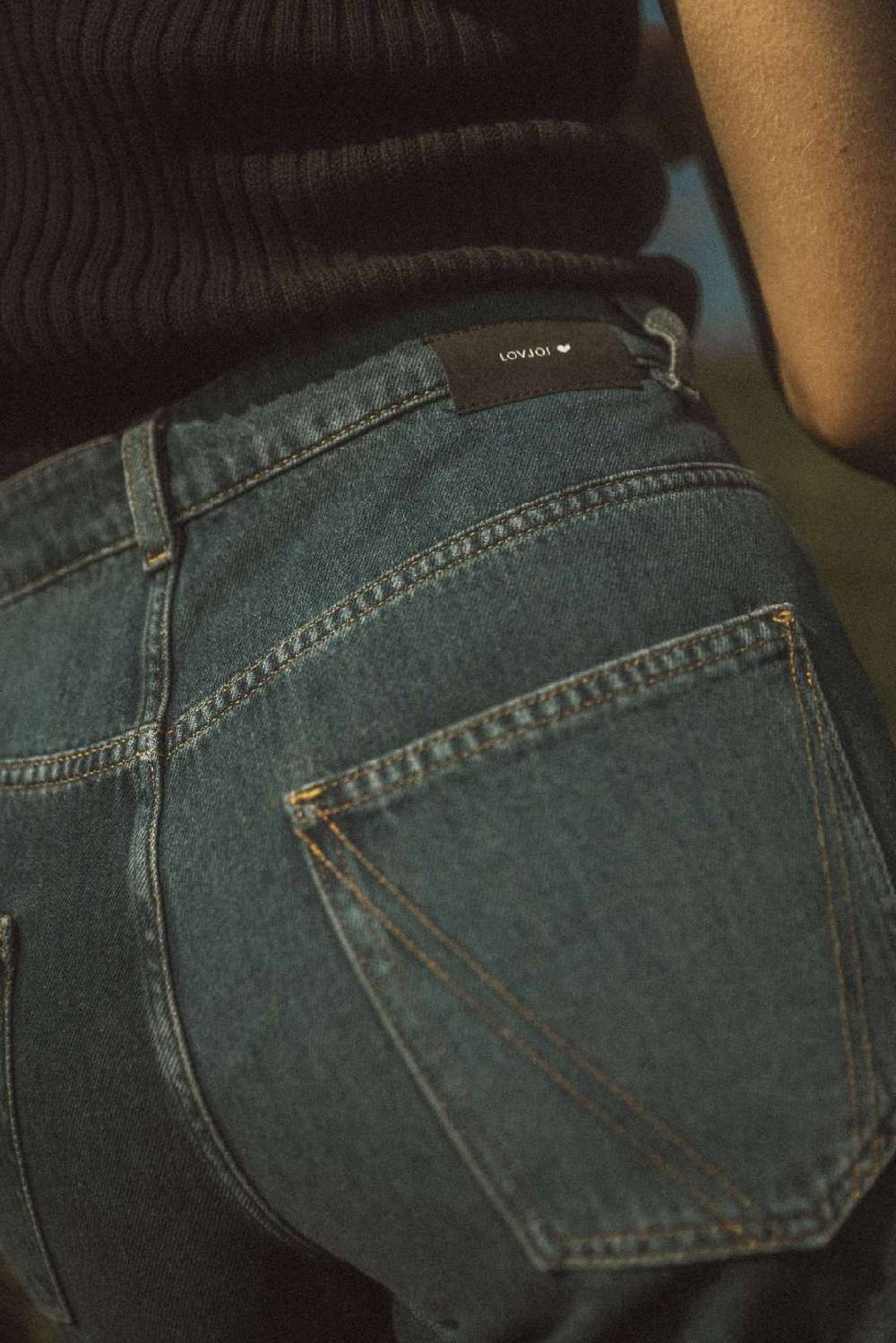 Lovjoi Straight Jeans MEDLAR Middark