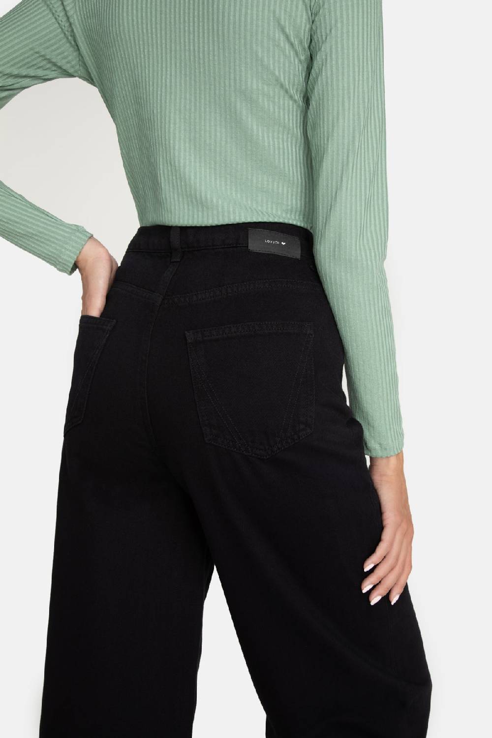 Lovjoi Wide Cropped Jeans BARLERIA Black Overdyed