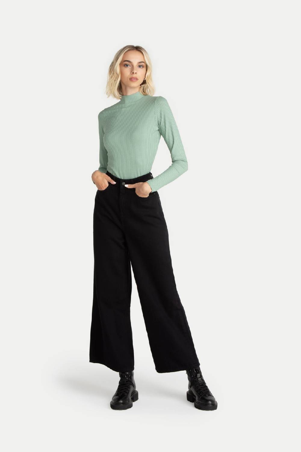 Lovjoi Wide Cropped Jeans BARLERIA Black Overdyed