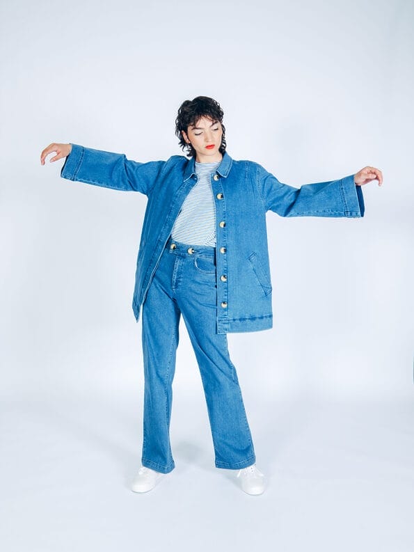 Mademoiselle YéYé Jeans Kurzmantel Im Trenchstil Mit Weiten Ärmeln Aus Bio-Baumwolle