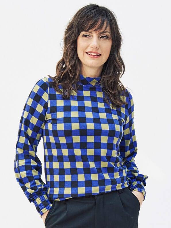 Mademoiselle YéYé Jersey Top mit Smok aus Ecovero by Lenzing