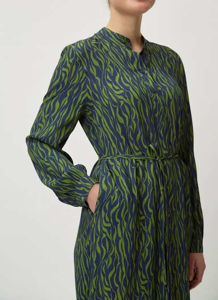 Maerz Muenchen Kleid100% ViskoseArt. Nr. 122901-358