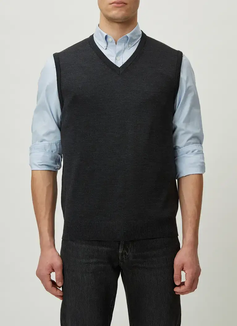 Maerz Muenchen Pullunder100% MerinowolleArt. Nr. 460000-591