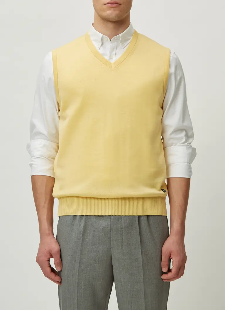 Maerz Muenchen Pullunder100% MerinowolleArt. Nr. 460000-619