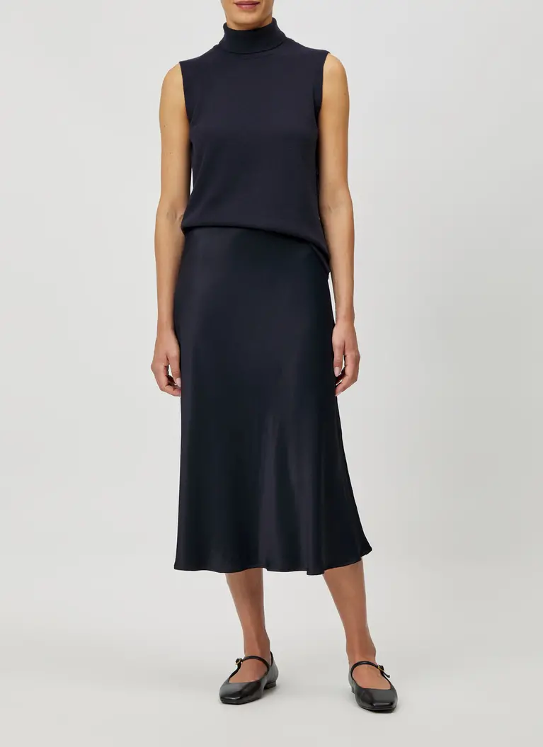 Maerz Muenchen Rollkragen Pullunder100% MerinowolleArt. Nr. 368200-399