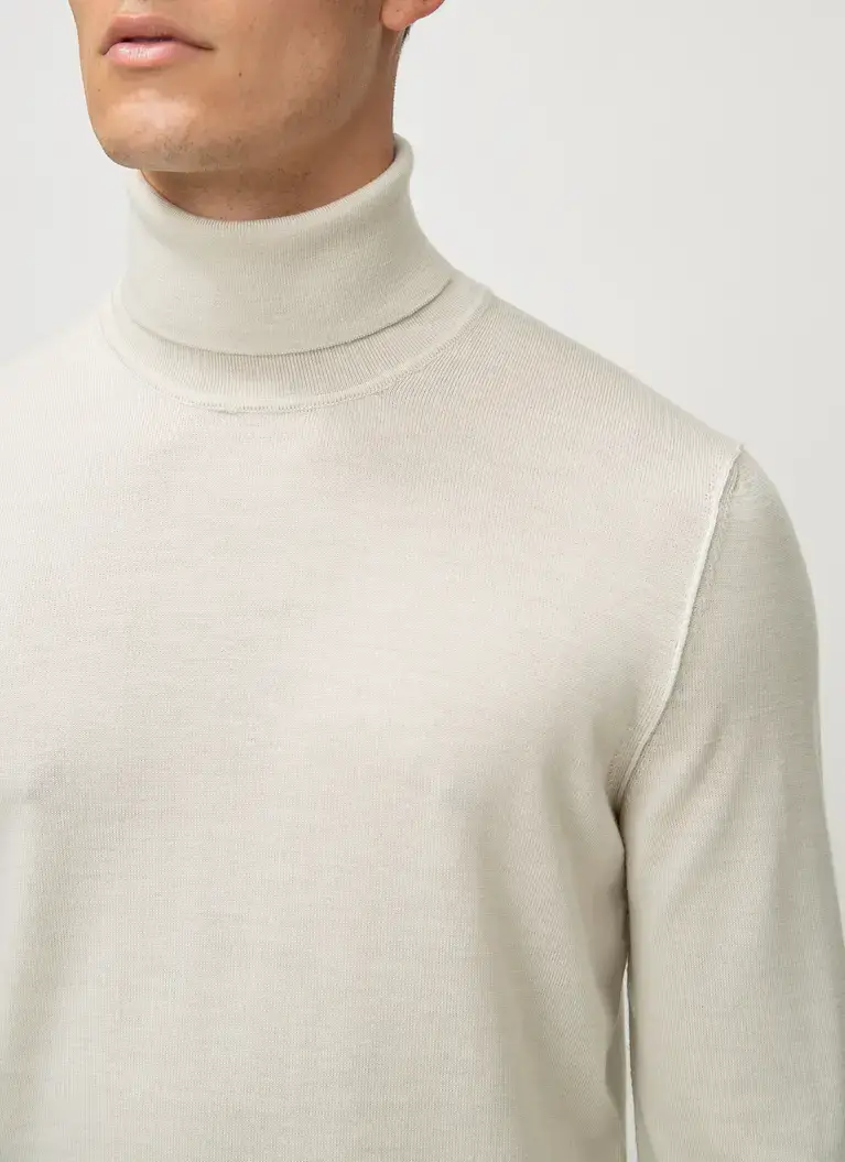 Maerz Muenchen Rollkragenpullover100% MerinowolleArt. Nr. 420600-132