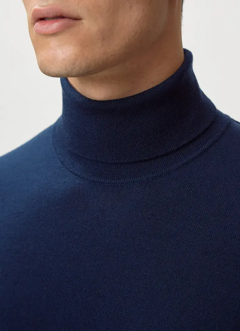 Maerz Muenchen Rollkragenpullover100% MerinowolleArt. Nr. 420600-380