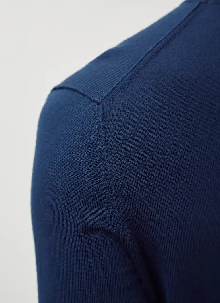 Maerz Muenchen Rollkragenpullover100% MerinowolleArt. Nr. 420600-380