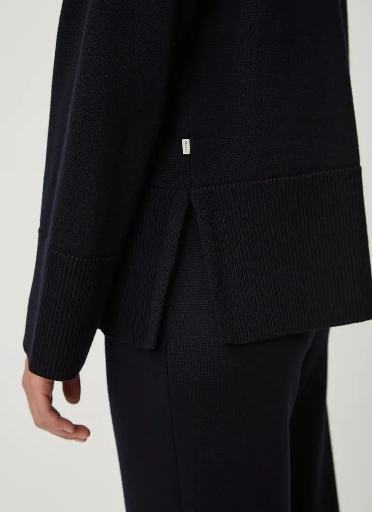 Maerz Muenchen Rundhalspullover100% MerinowolleArt. Nr. 391701-399