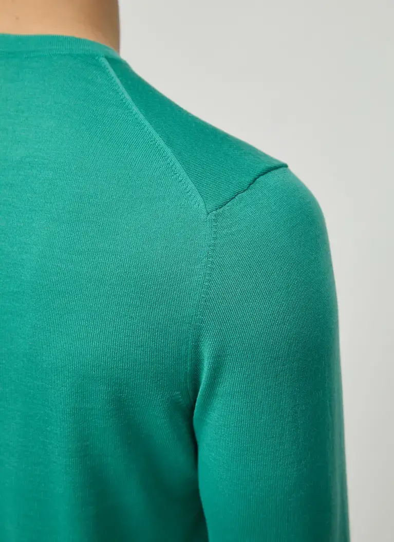 Maerz Muenchen Rundhalspullover100% MerinowolleArt. Nr. 401800-216