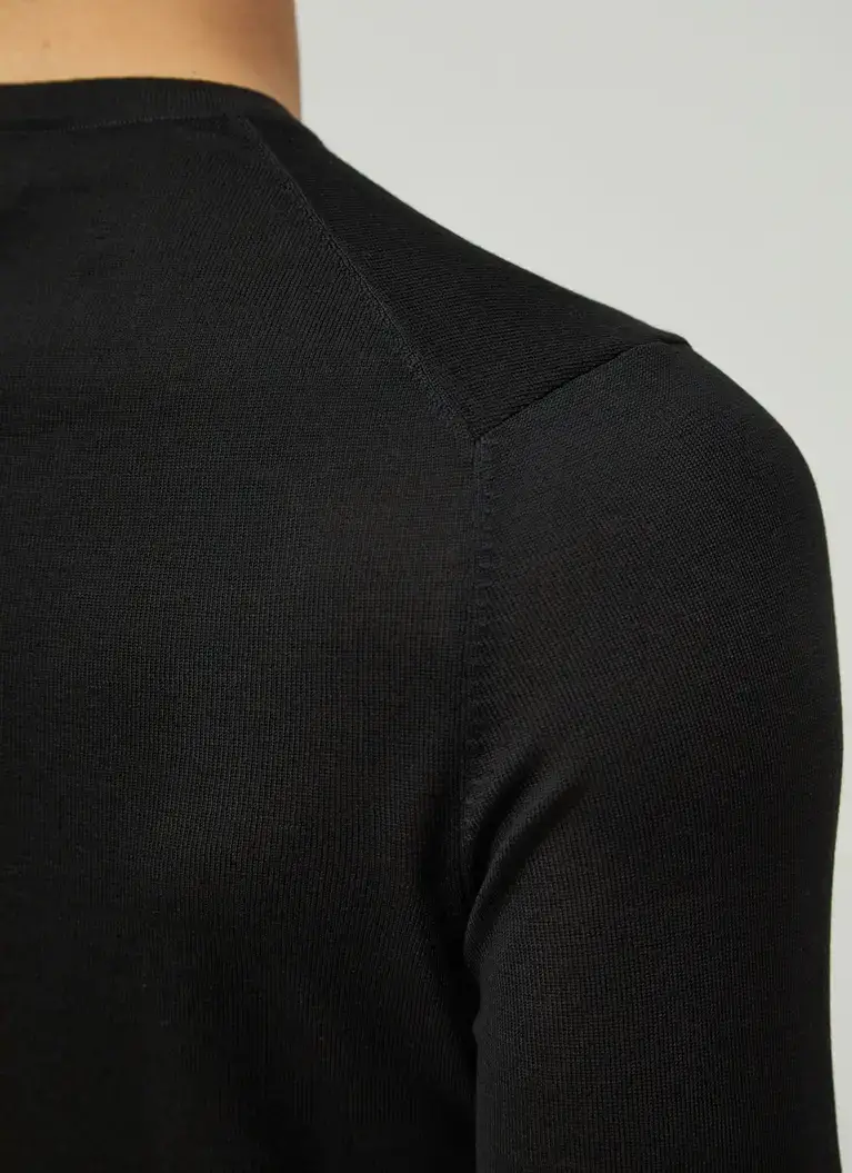 Maerz Muenchen Rundhalspullover100% MerinowolleArt. Nr. 401800-595