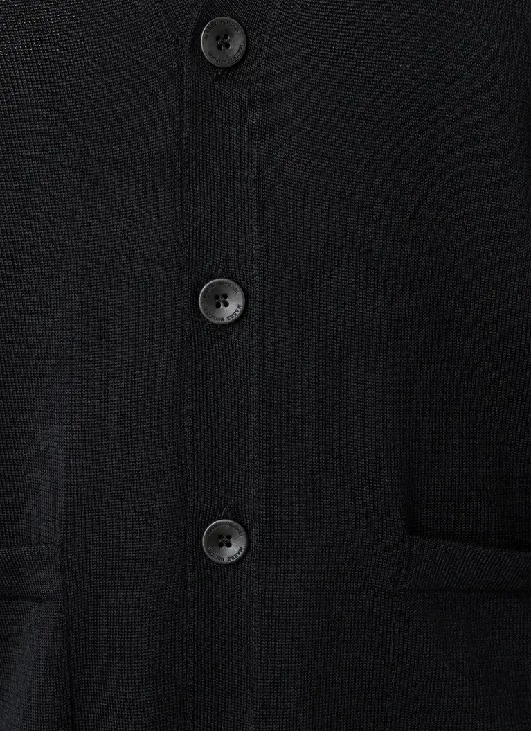 Maerz Muenchen Strick Cardigan100% MerinowolleArt. Nr. 581000-595