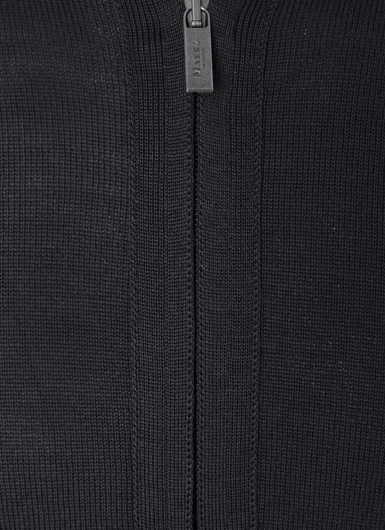 Maerz Muenchen Strickblouson100% MerinowolleArt. Nr. 585690-595