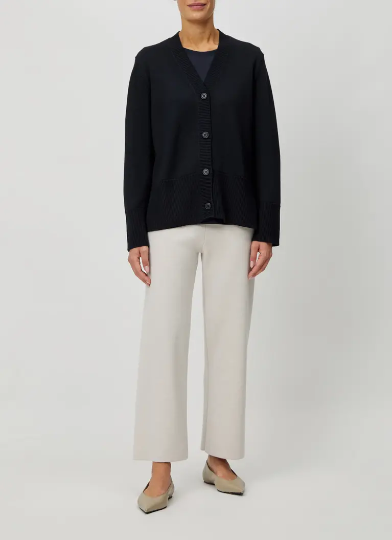 Maerz Muenchen Strickjacke100% MerinowolleArt. Nr. 259600-399