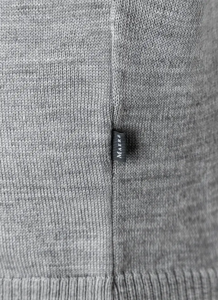 Maerz Muenchen Strickjacke100% MerinowolleArt. Nr. 590800-544